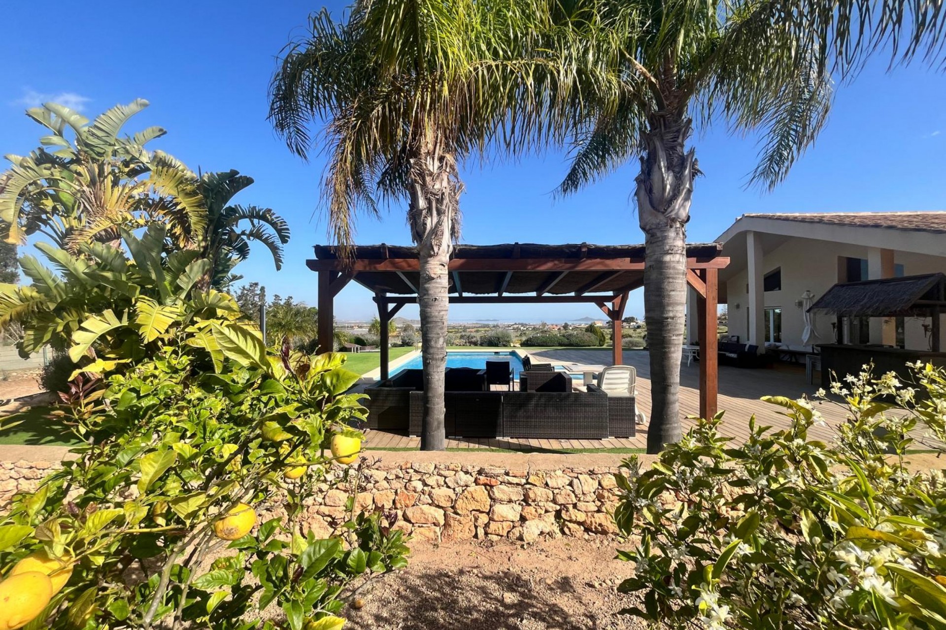 Resale - Villa -
Los Belones - Inland