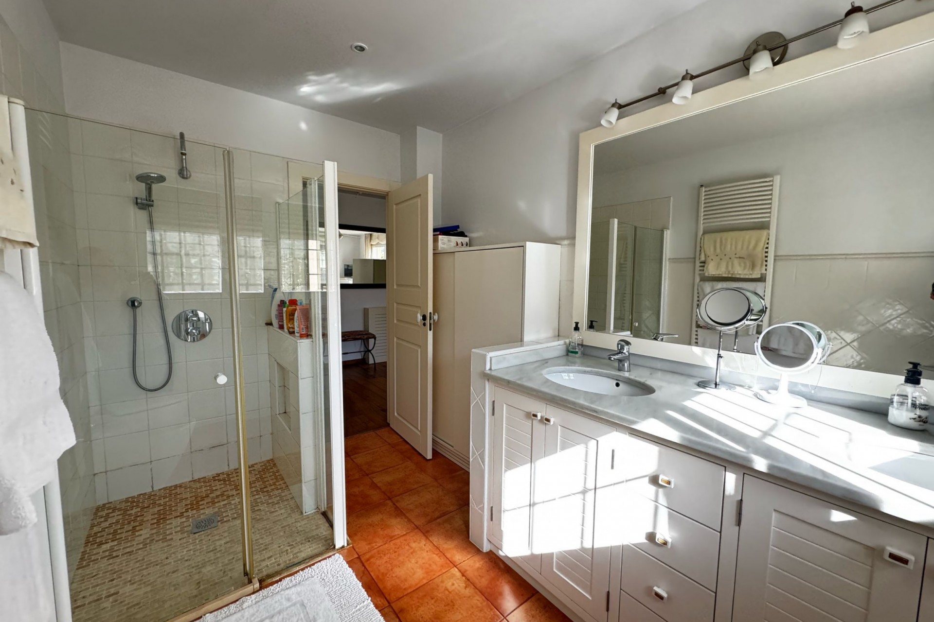 Resale - Villa -
Los Belones - Inland