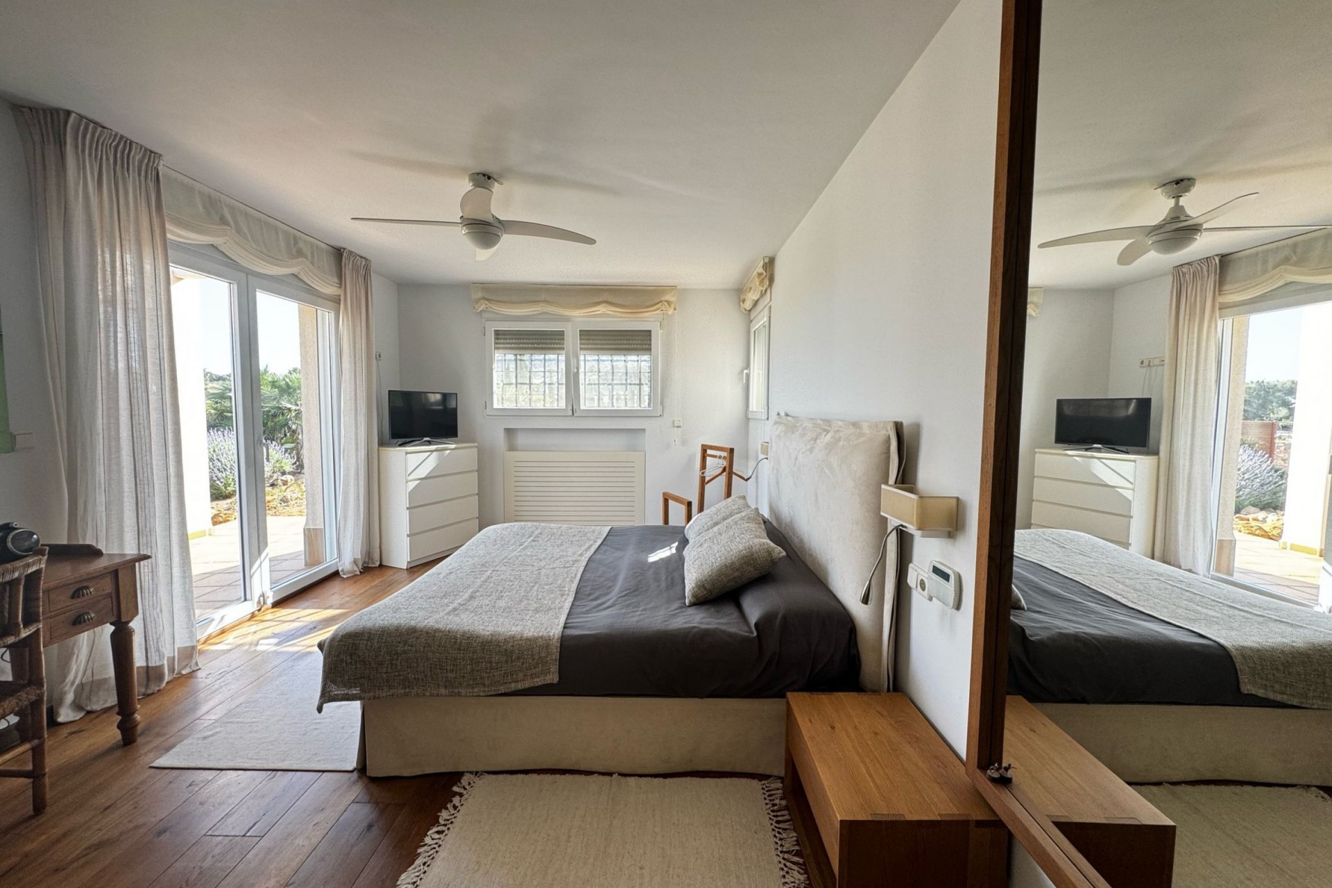 Resale - Villa -
Los Belones - Inland