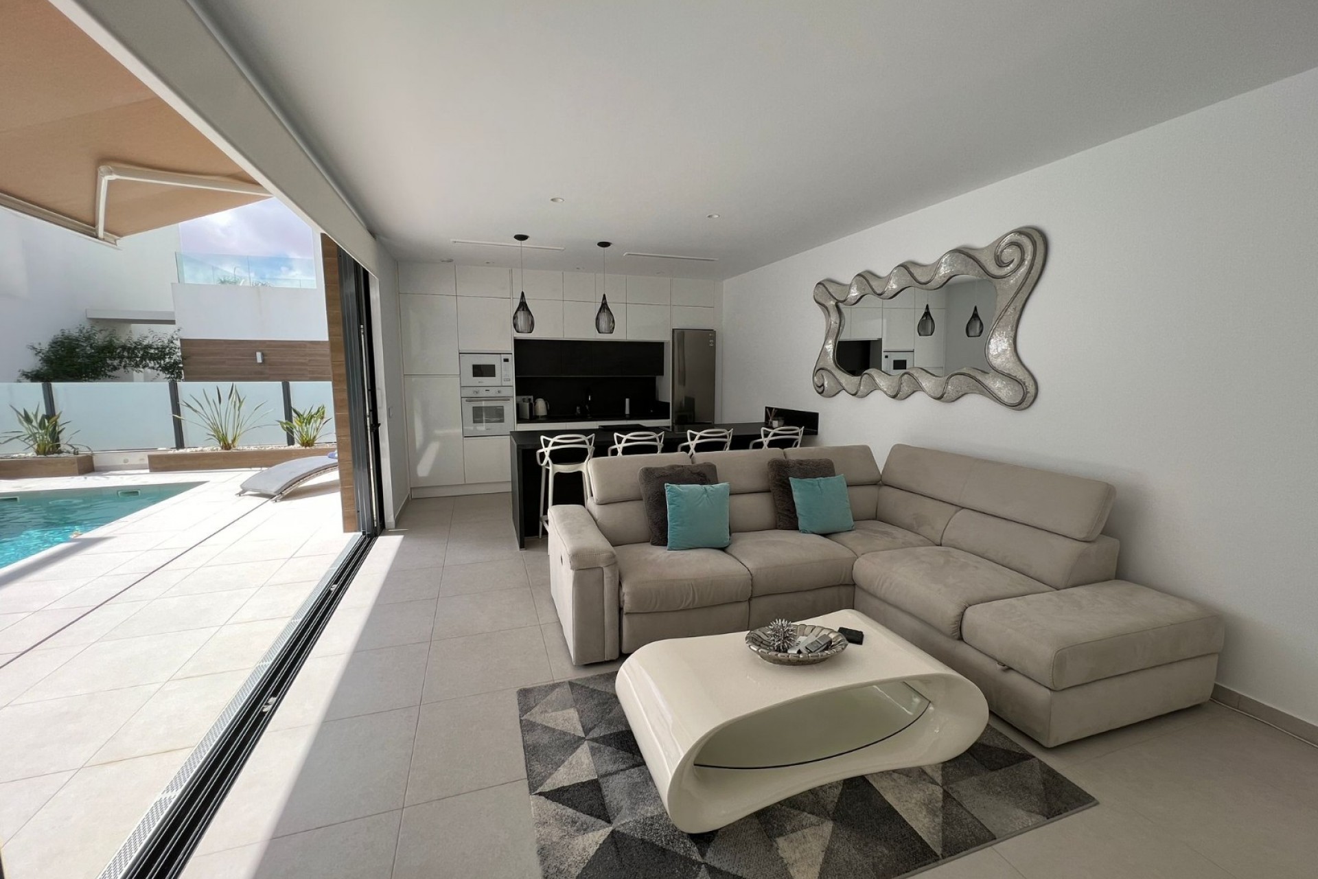 Resale - Villa -
Los Montesinos - Costa Blanca