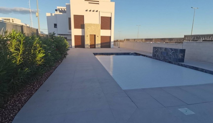 Resale - Villa -
Los Montesinos - Costa Blanca