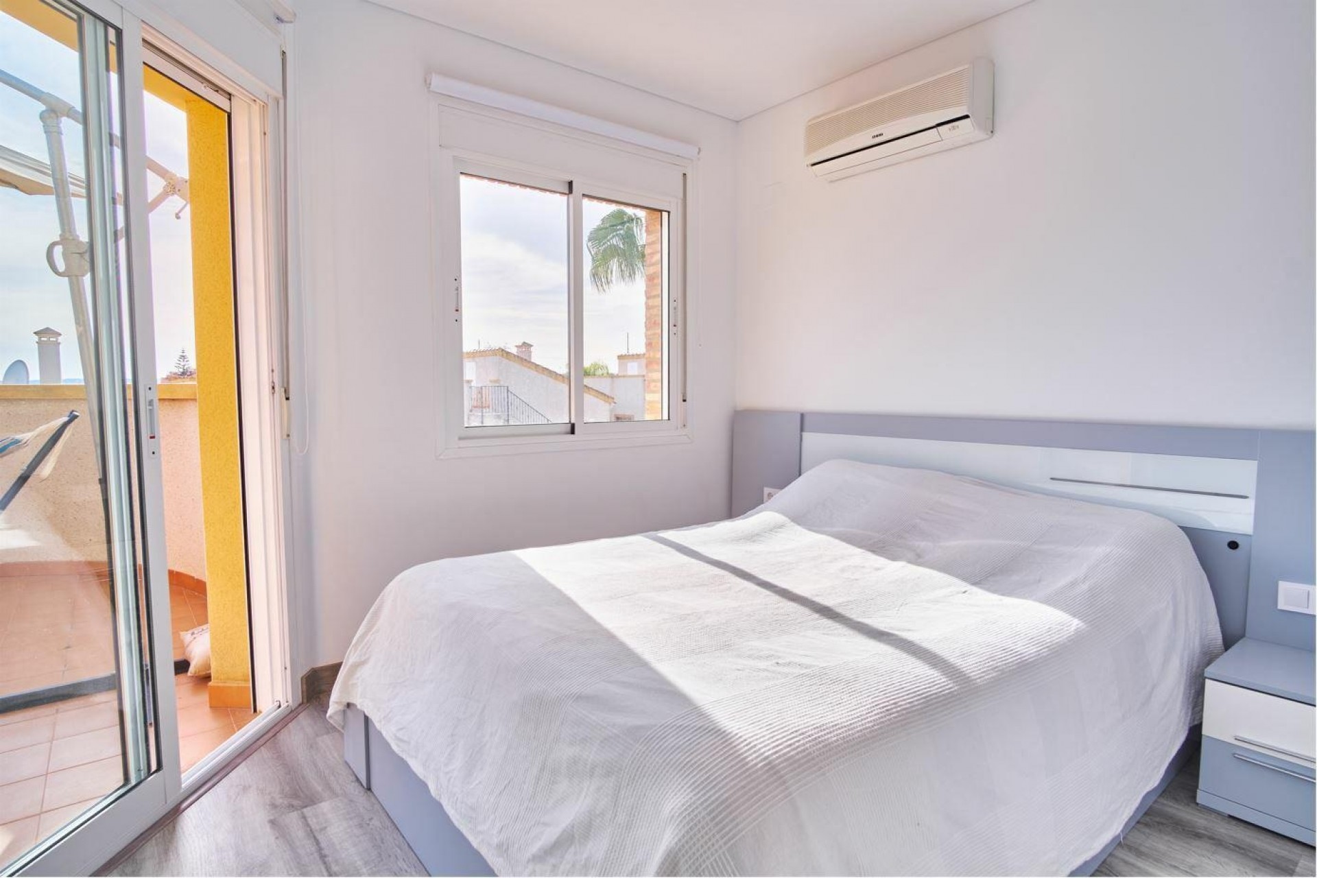 Resale - Villa -
Los Montesinos - Costa Blanca