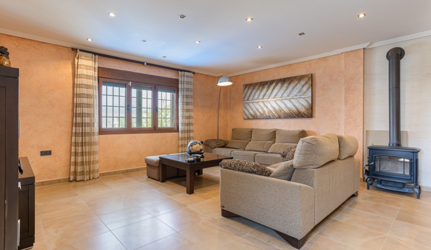 Resale - Villa -
Los Montesinos - Costa Blanca