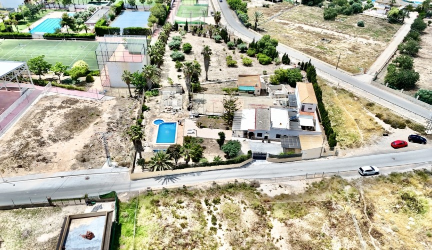 Resale - Villa -
Los Montesinos - Costa Blanca