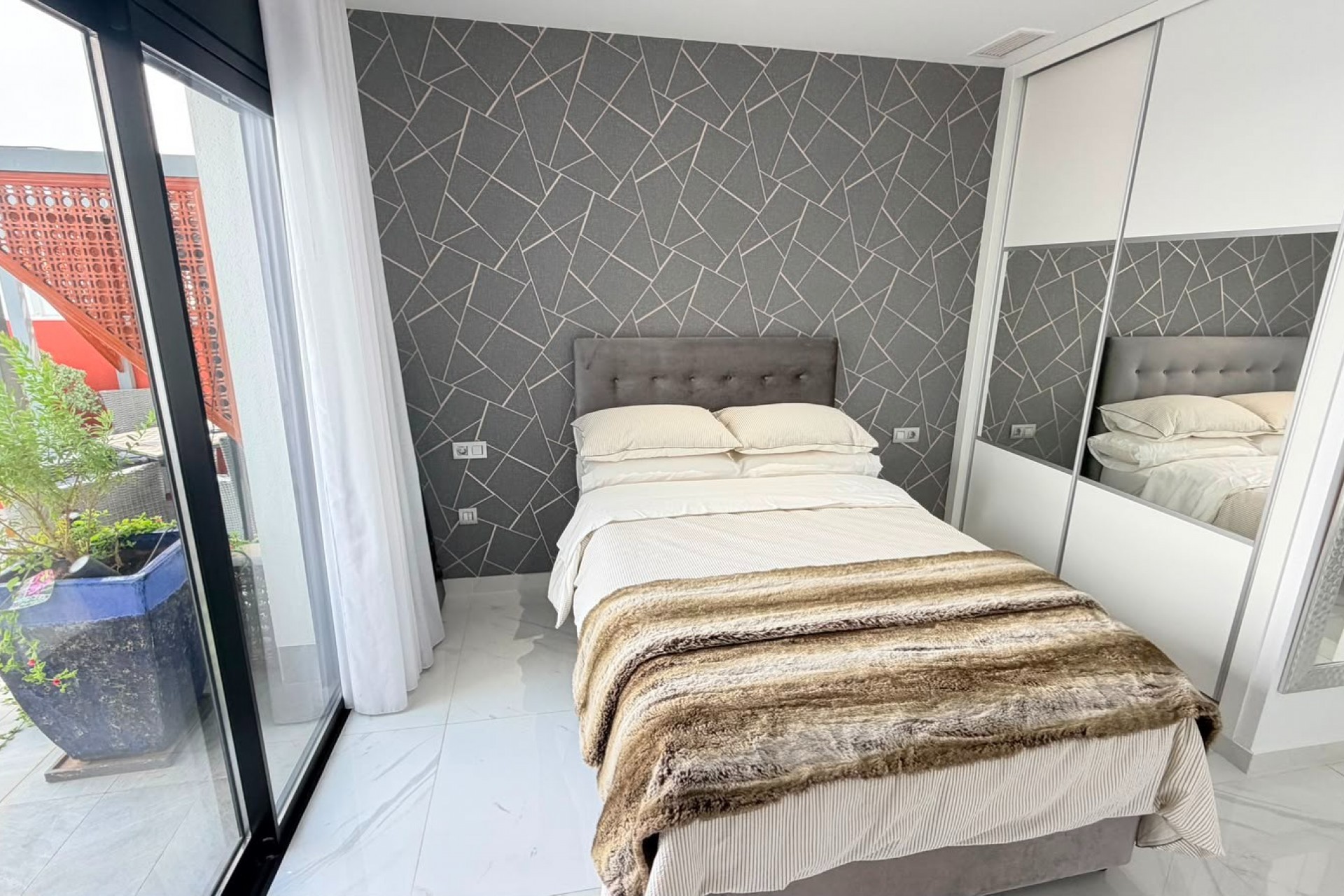 Resale - Villa -
Los Montesinos - Costa Blanca