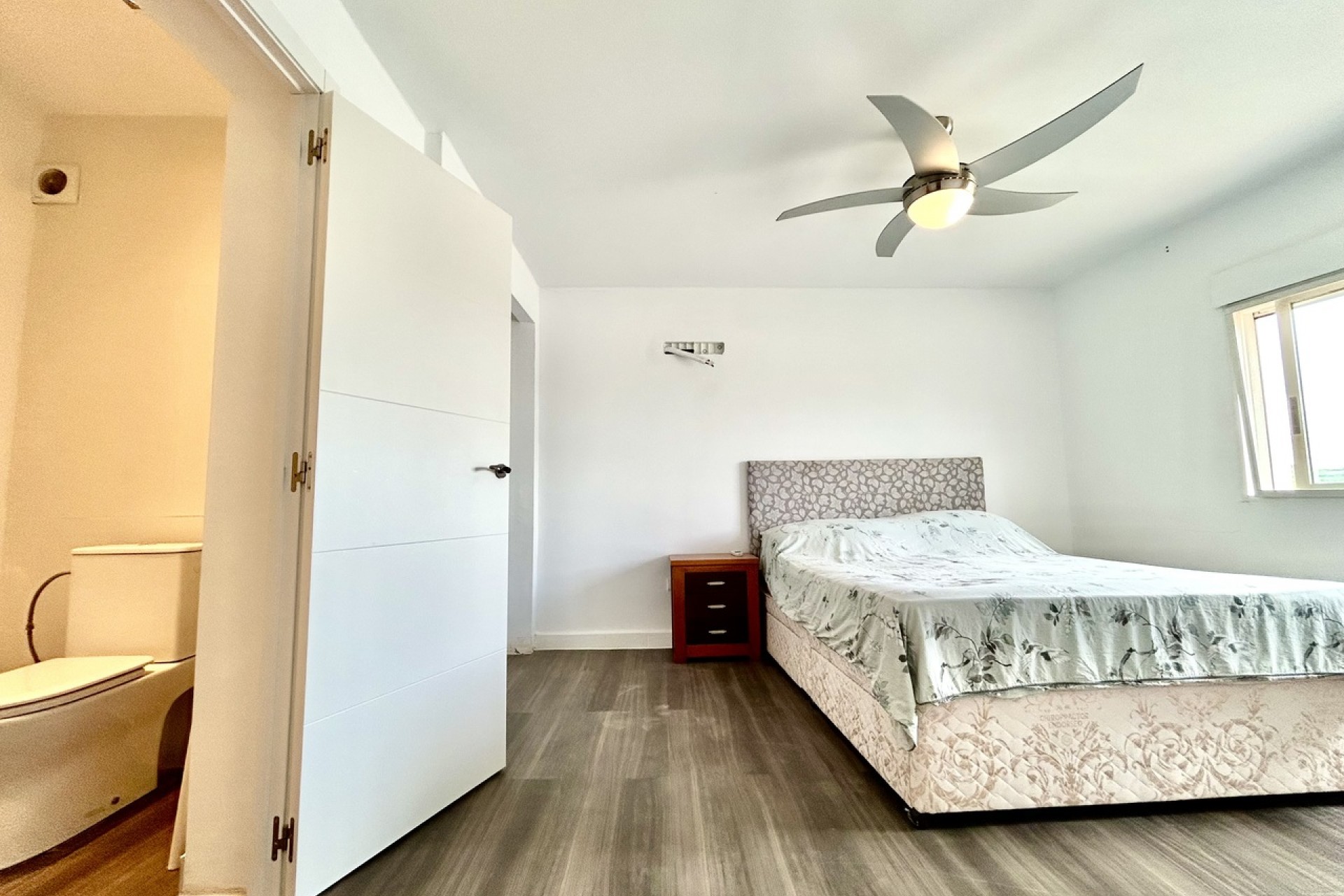 Resale - Villa -
Los Montesinos - Costa Blanca