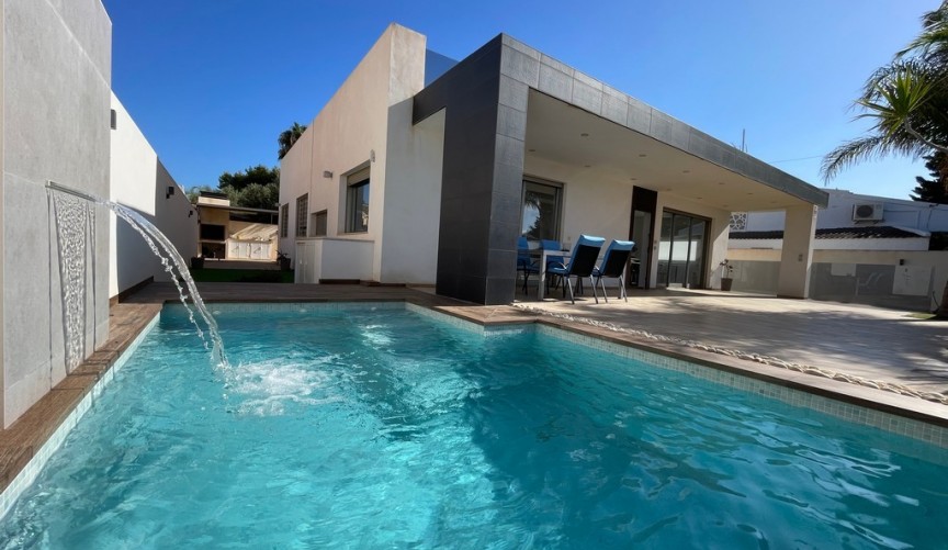 Resale - Villa -
Mar de Cristal - Costa Calida