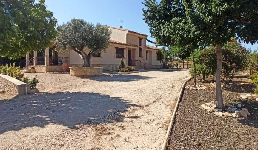 Resale - Villa -
Matanza de Santomera - Inland