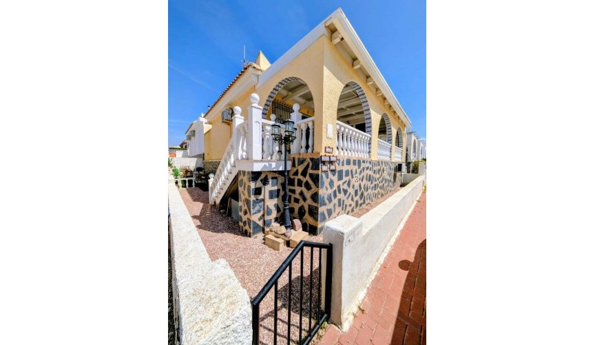 Resale - Villa -
Mazarron - Costa Calida
