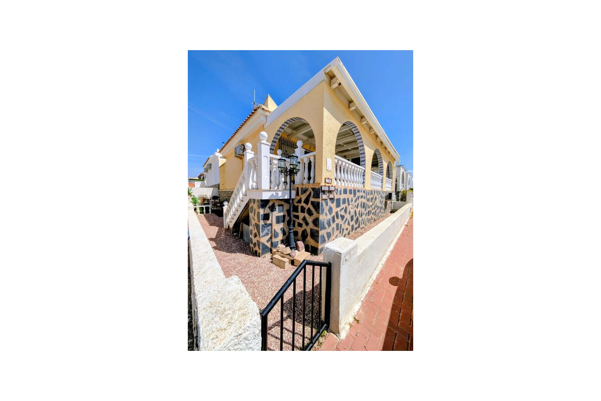 Resale - Villa -
Mazarron - Costa Calida
