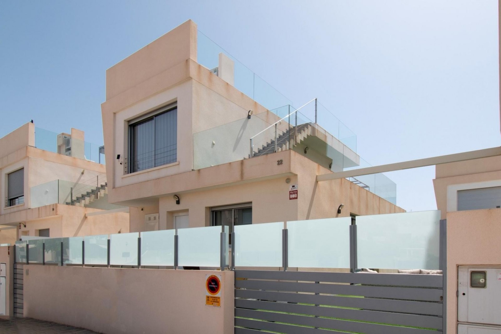 Resale - Villa -
Mil Palmeras - Costa Blanca