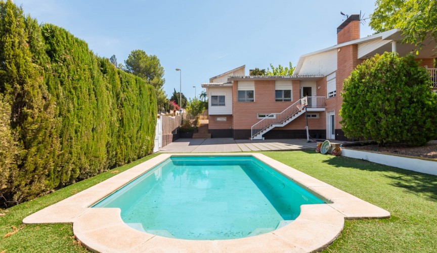 Resale - Villa -
Molina De Segura - Inland