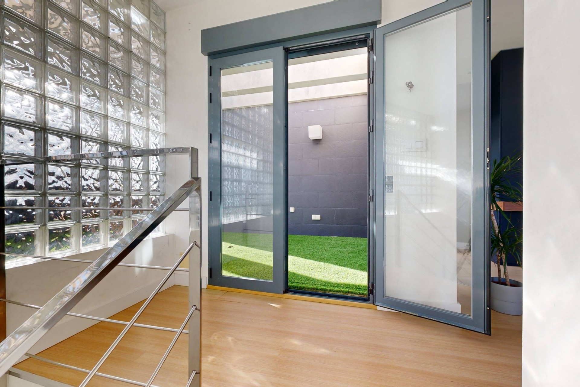 Resale - Villa -
Molina De Segura - Torrealta