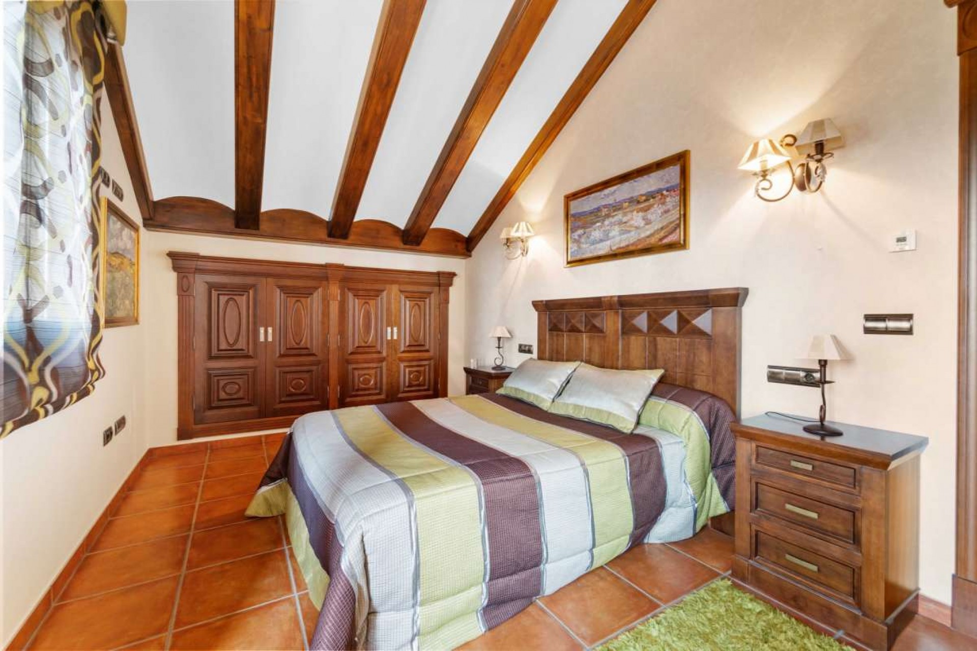 Resale - Villa -
Molins - Inland