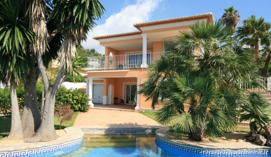 Resale - Villa -
Moraira - Costa Blanca