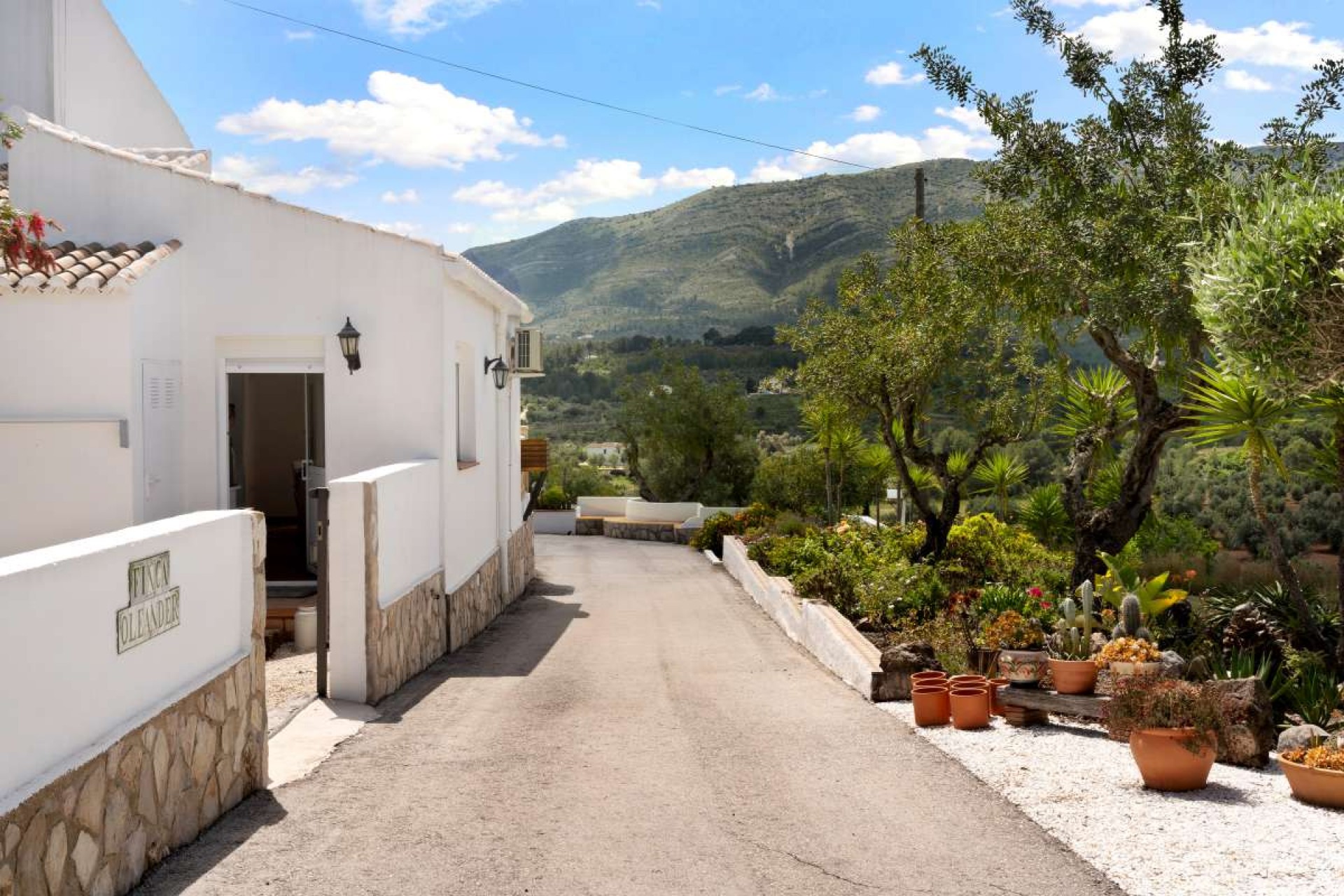 Resale - Villa -
Murla - Inland