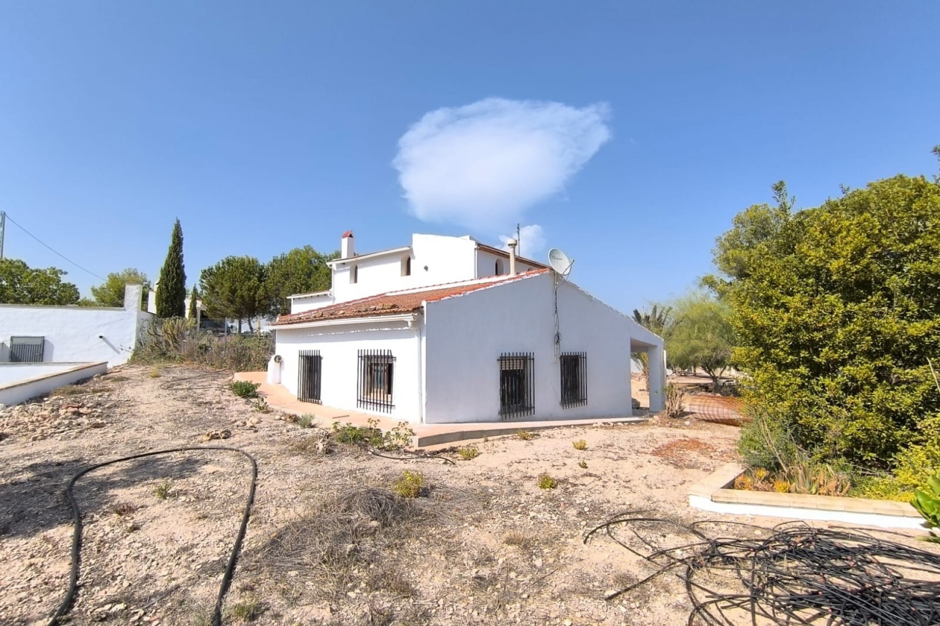 Resale - Villa -
Novelda - Inland