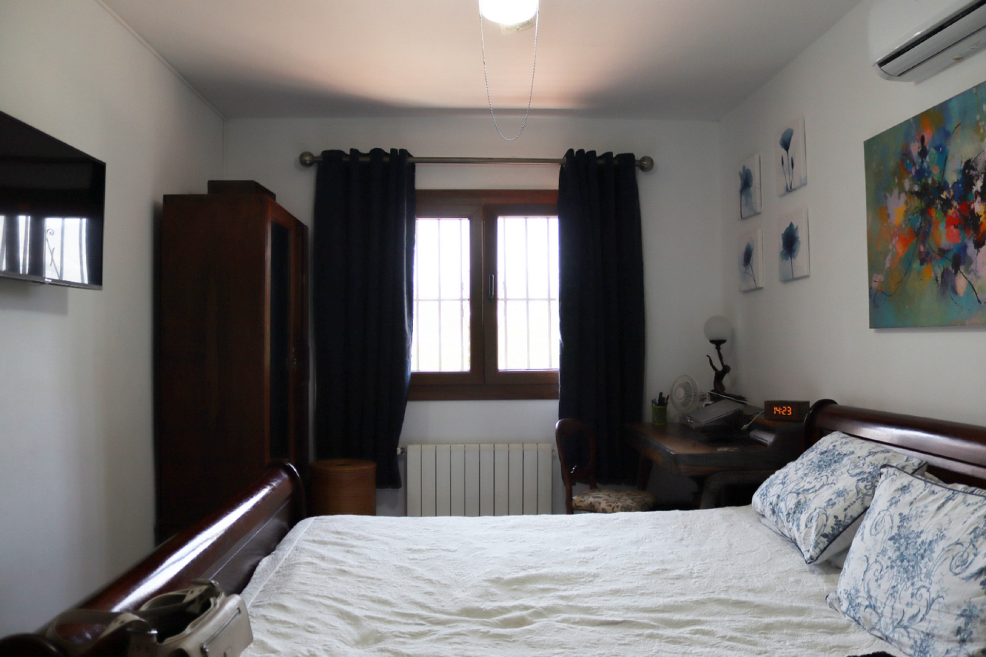 Resale - Villa -
Orba - Inland
