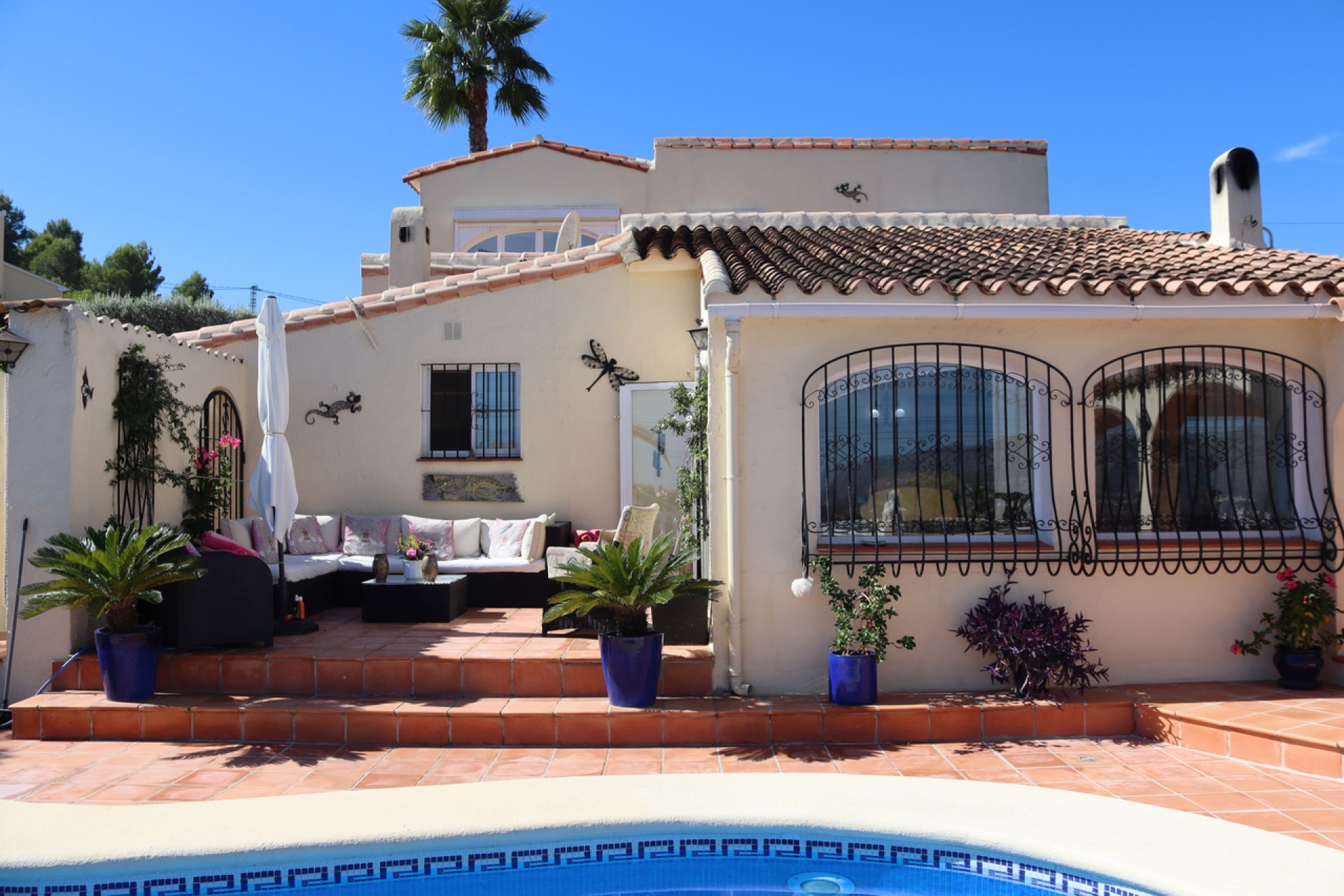 Resale - Villa -
Orba - Inland