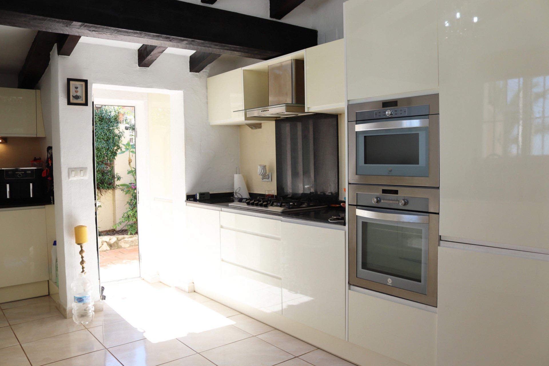 Resale - Villa -
Orba - Inland