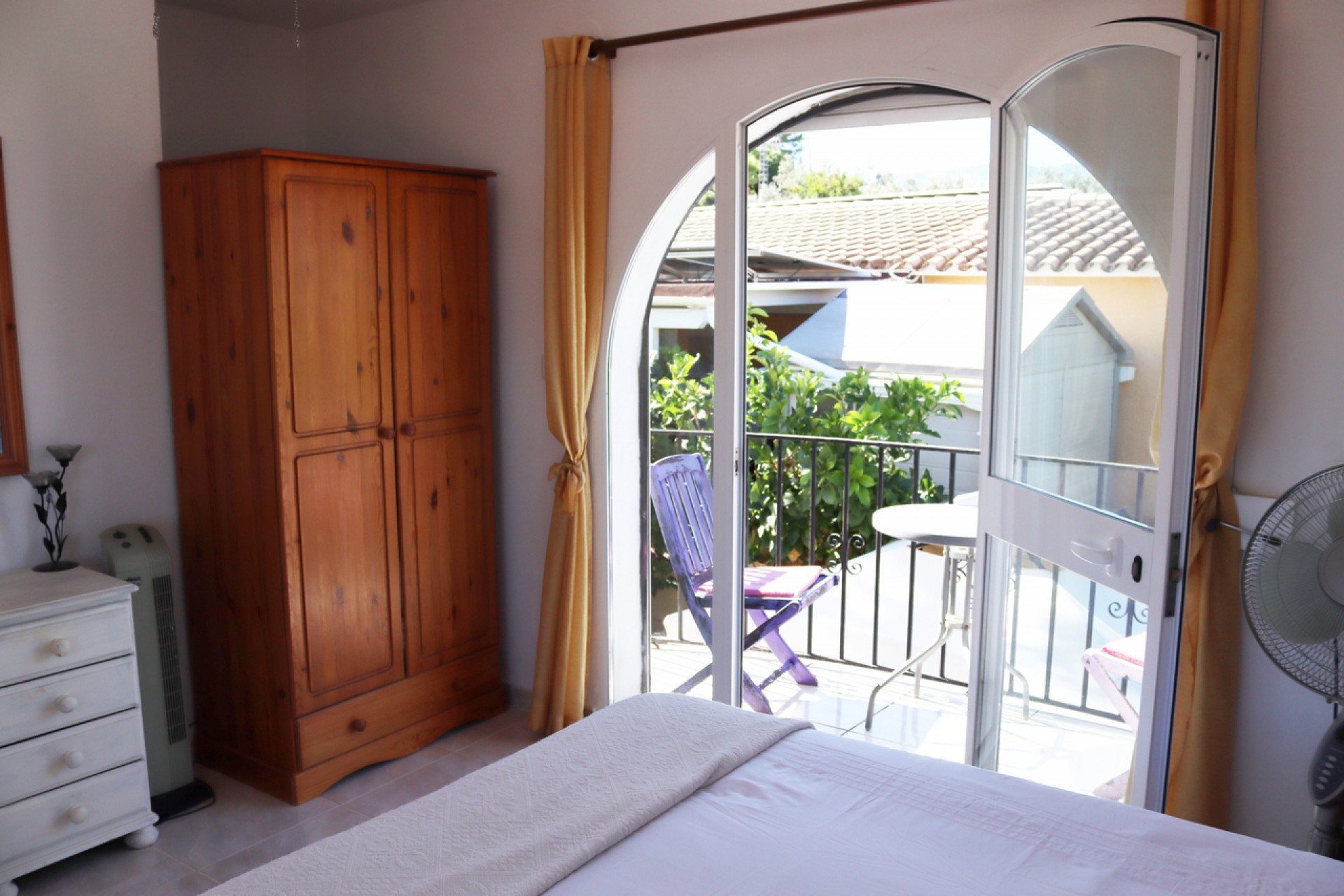 Resale - Villa -
Orba - Inland