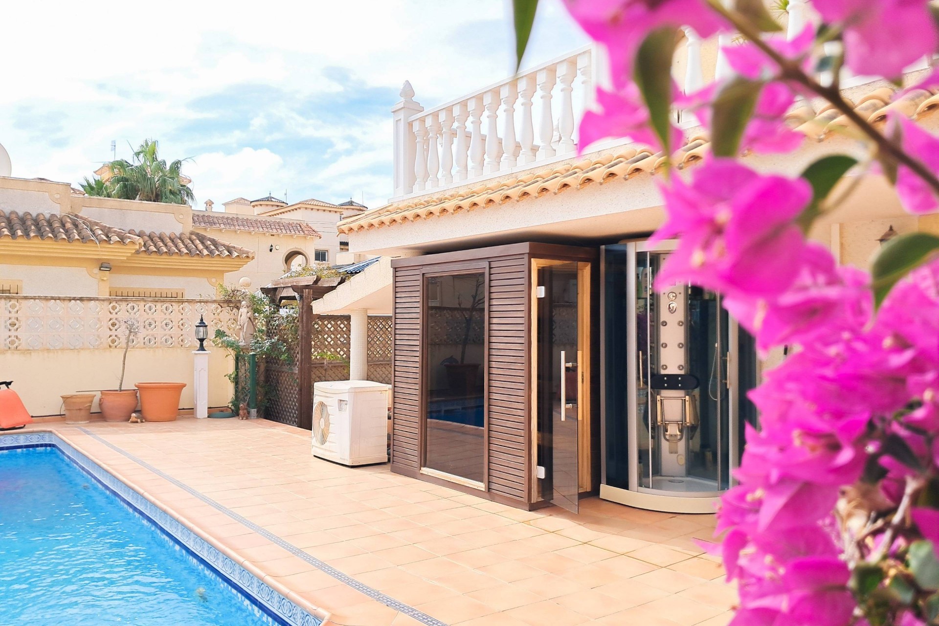 Resale - Villa -
Orihuela Costa - Altos De Campoamor