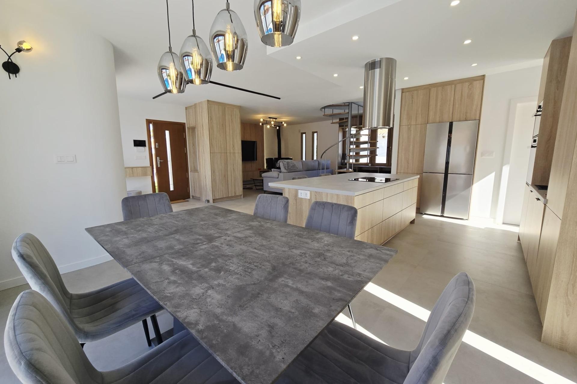 Resale - Villa -
Orihuela Costa - Cabo Roig