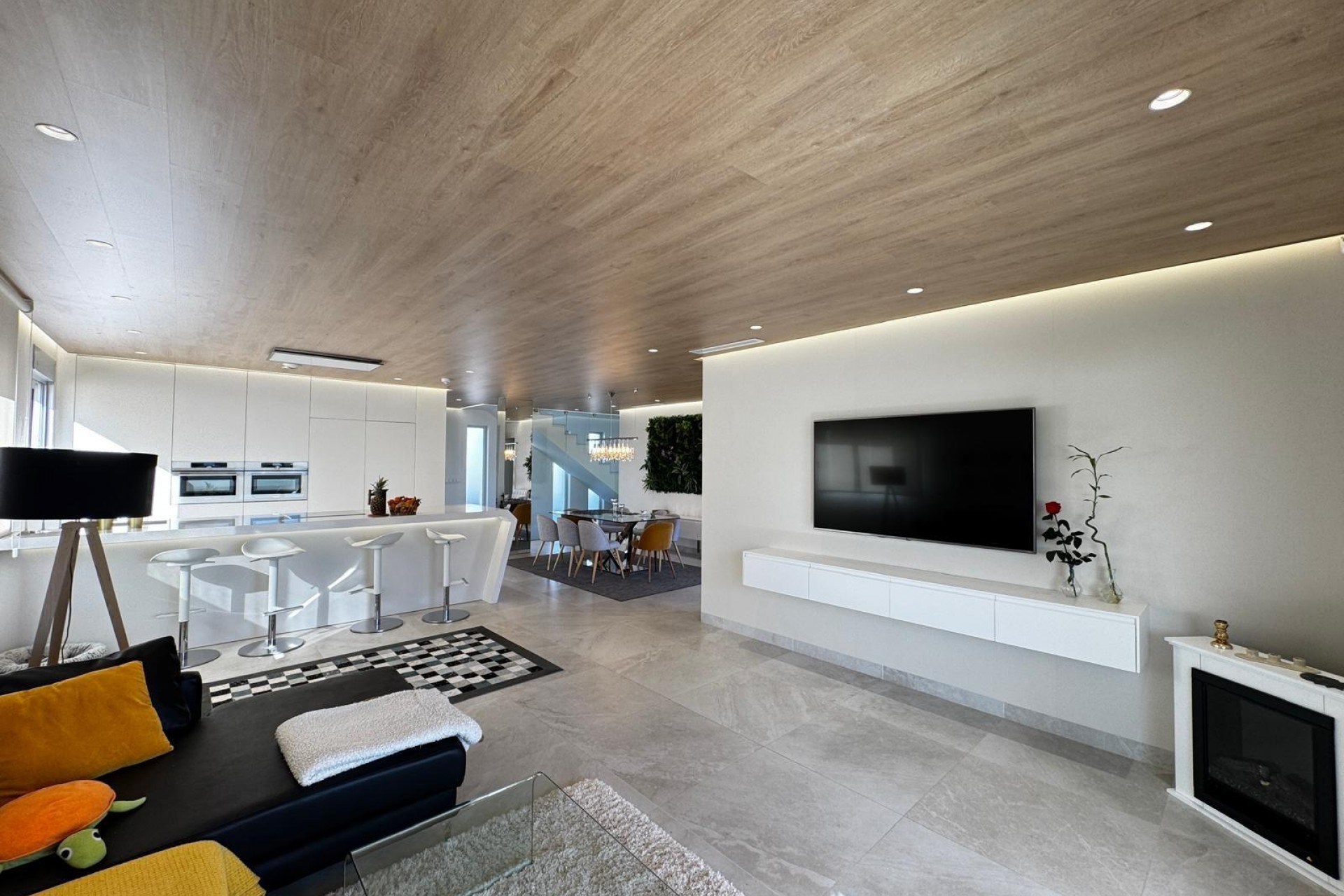Resale - Villa -
Orihuela Costa - Campoamor