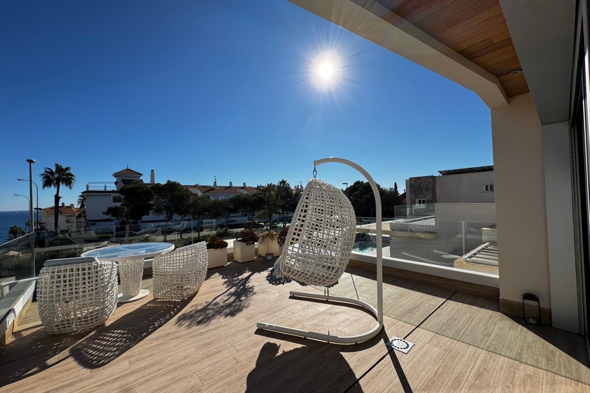Resale - Villa -
Orihuela Costa - Campoamor