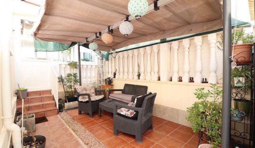 Resale - Villa -
Orihuela Costa - Costa Blanca