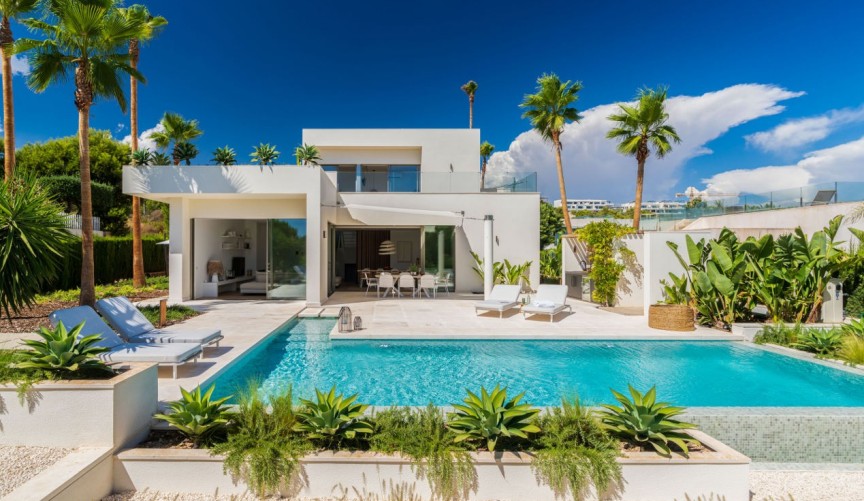 Resale - Villa -
Orihuela Costa - Costa Blanca