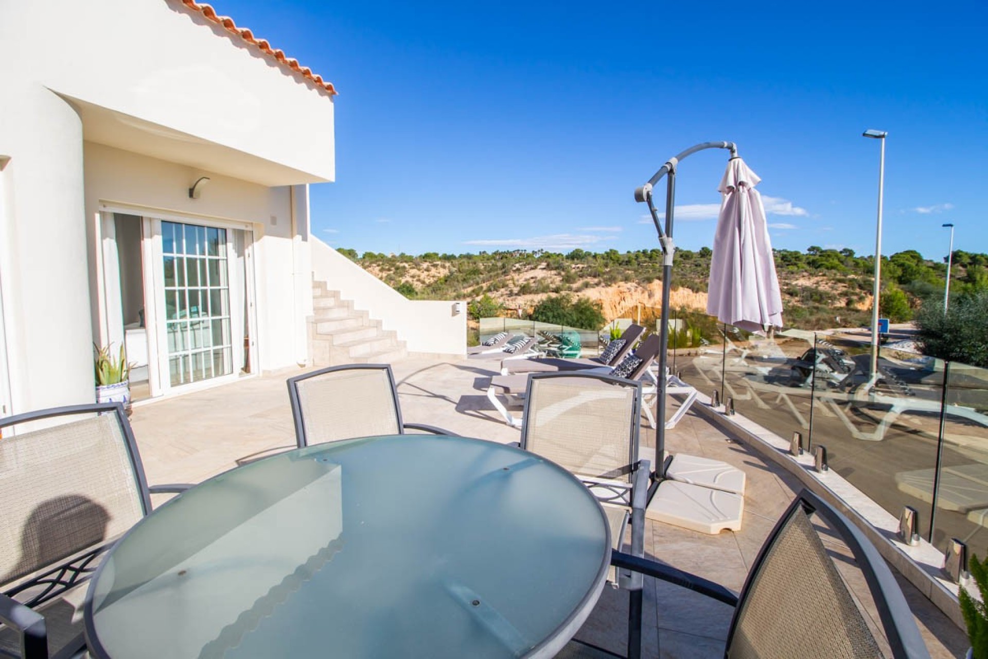 Resale - Villa -
Orihuela Costa - Costa Blanca