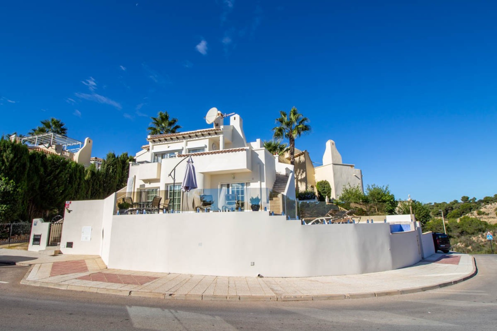 Resale - Villa -
Orihuela Costa - Costa Blanca