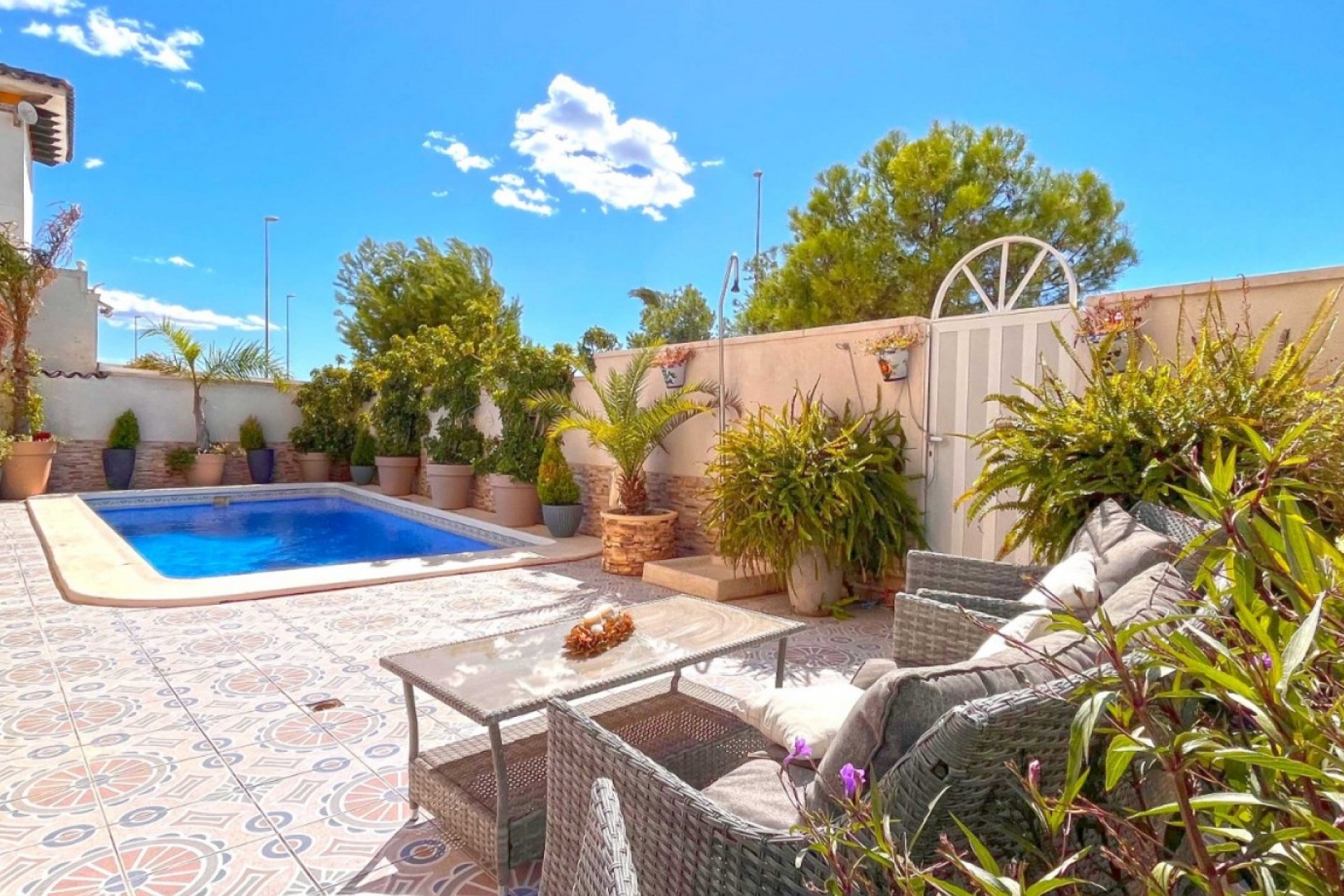 Resale - Villa -
Orihuela Costa - Costa Blanca