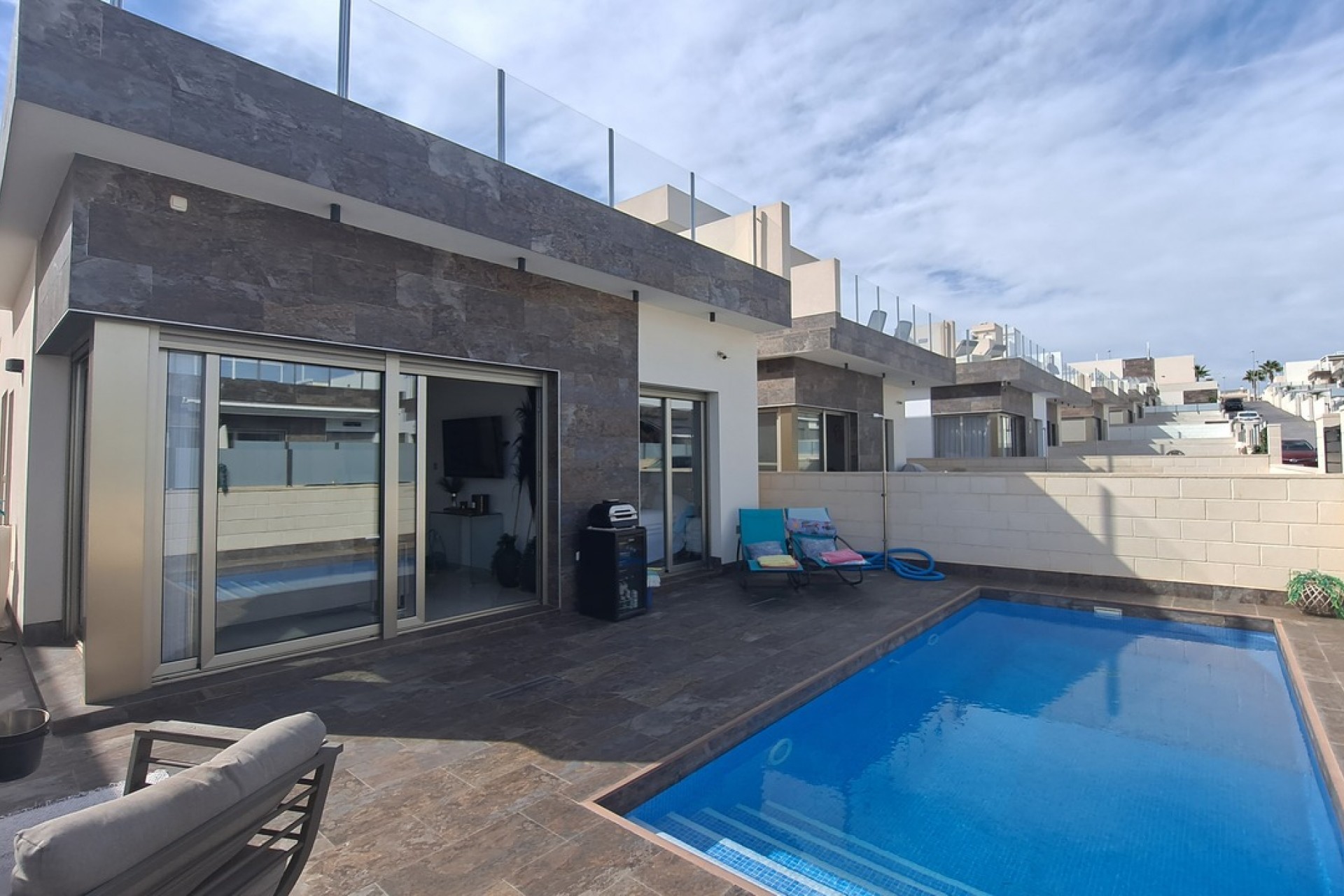 Resale - Villa -
Orihuela Costa - Costa Blanca