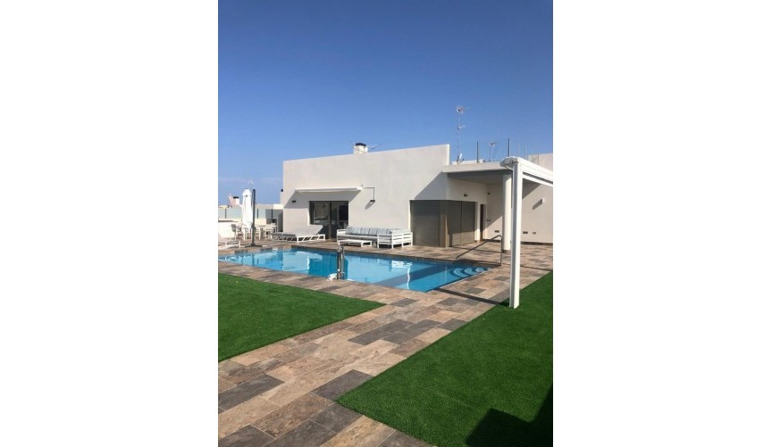 Resale - Villa -
Orihuela Costa - Costa Blanca