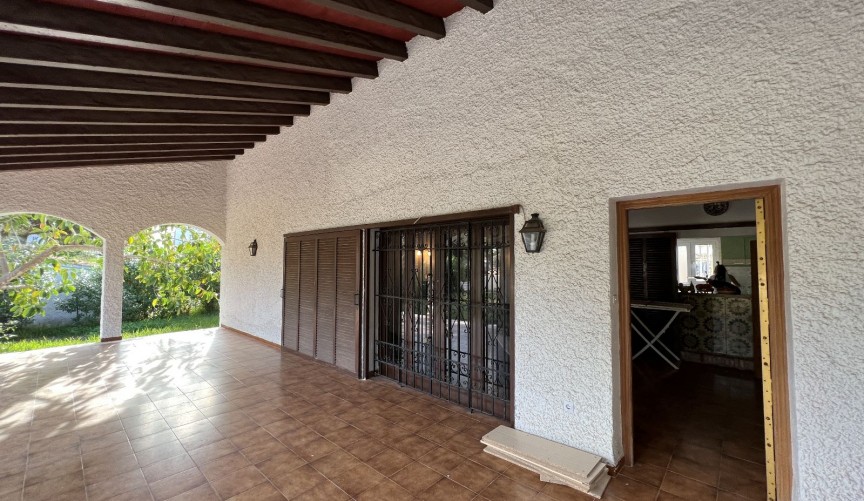 Resale - Villa -
Orihuela Costa - Costa Blanca