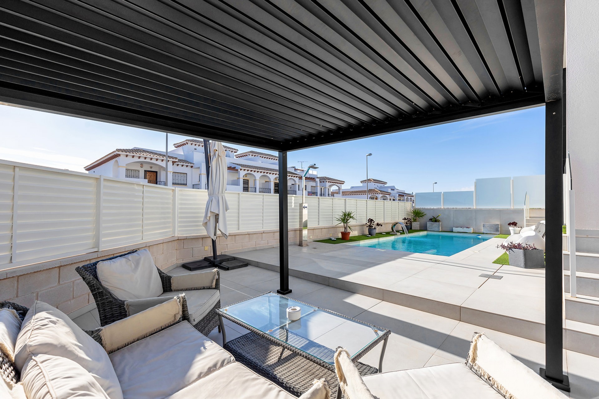 Resale - Villa -
Orihuela Costa - Costa Blanca