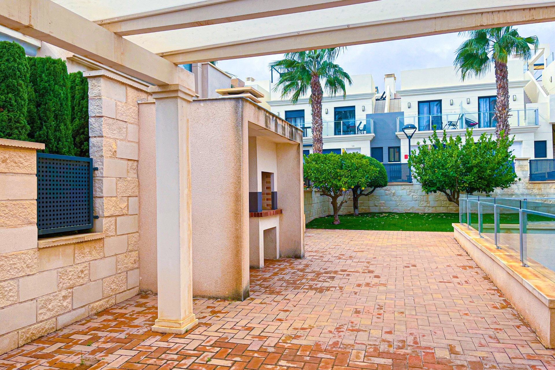 Resale - Villa -
Orihuela Costa - Costa Blanca