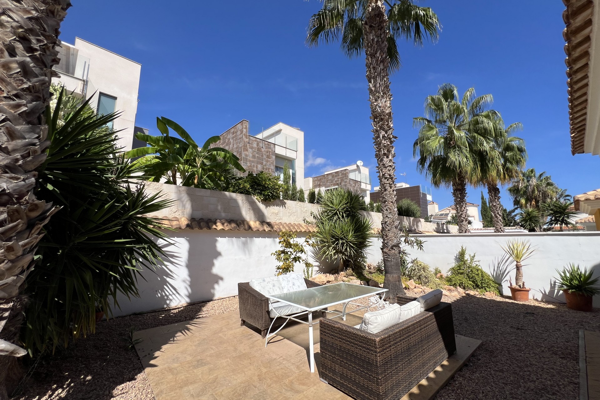 Resale - Villa -
Orihuela Costa - Costa Blanca