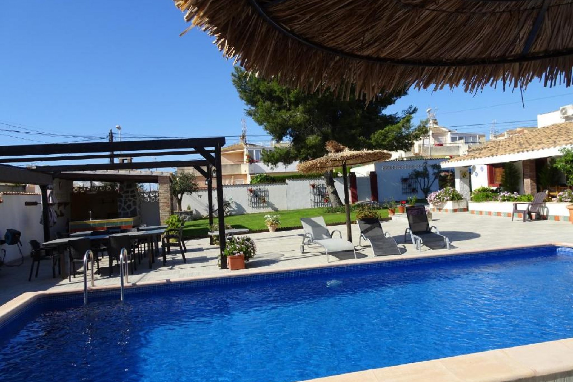 Resale - Villa -
Orihuela Costa - Costa Blanca