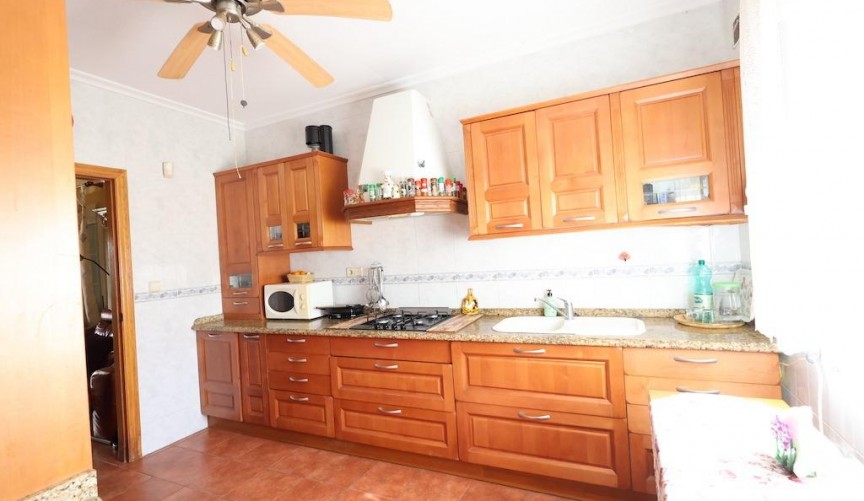 Resale - Villa -
Orihuela Costa - Costa Blanca