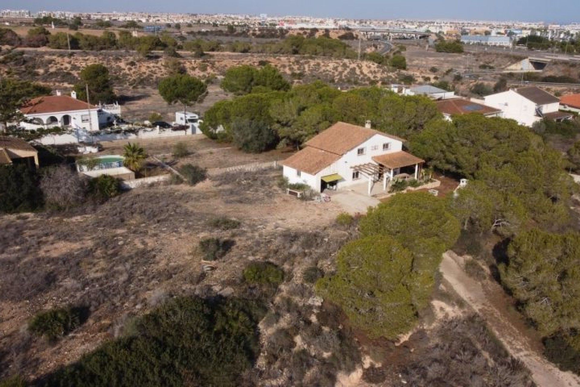 Resale - Villa -
Orihuela Costa - Costa Blanca