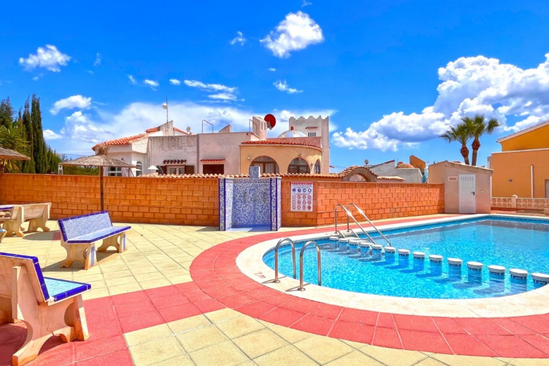 Resale - Villa -
Orihuela Costa - Costa Blanca