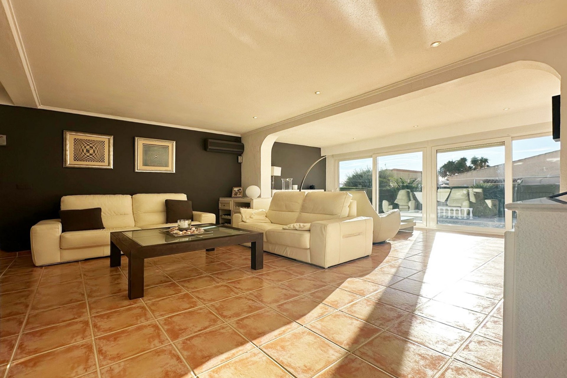 Resale - Villa -
Orihuela Costa - Costa Blanca