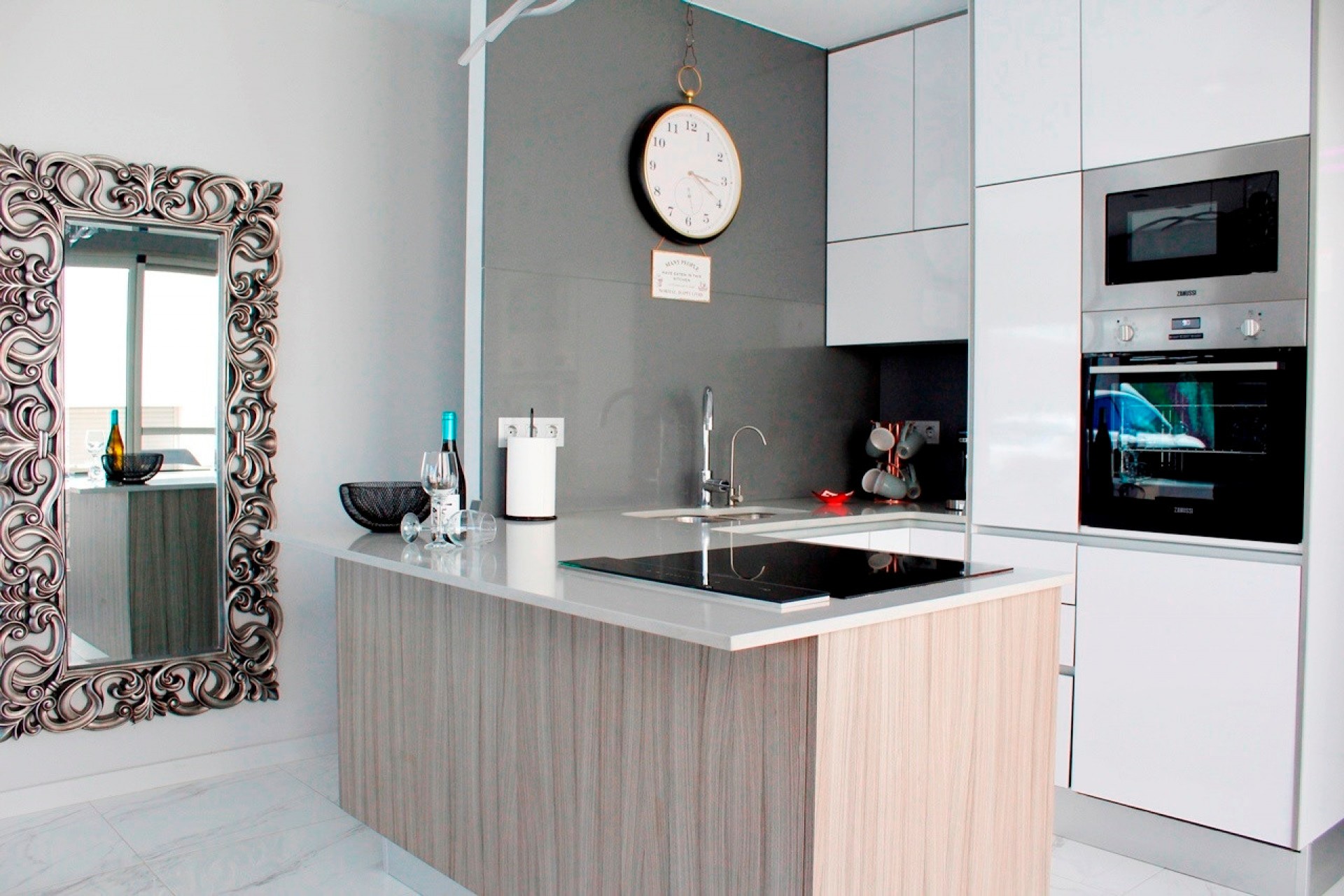 Resale - Villa -
Orihuela Costa - Costa Blanca