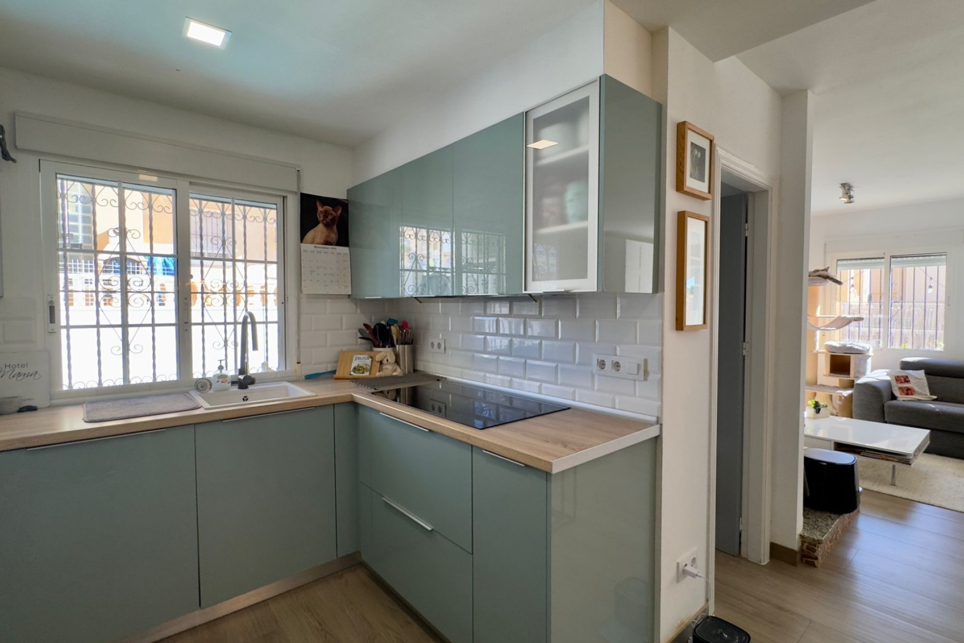 Resale - Villa -
Orihuela Costa - Costa Blanca