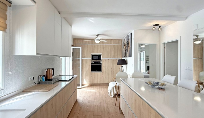 Resale - Villa -
Orihuela Costa - Costa Blanca