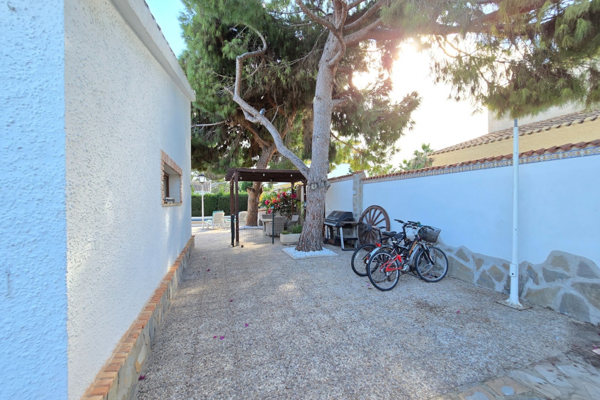 Resale - Villa -
Orihuela Costa - Costa Blanca
