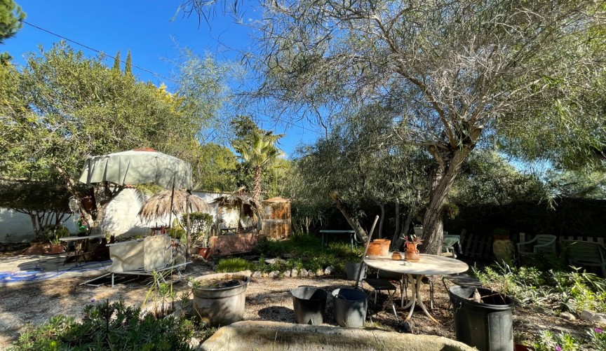 Resale - Villa -
Orihuela Costa - Costa Blanca